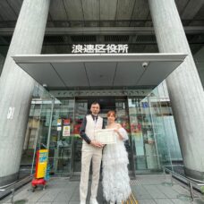 大阪合法婚姻註冊當天新人合照｜ST WEDDING