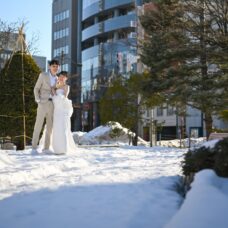 札幌大通公園雪地婚紗散步攝影｜ST WEDDING